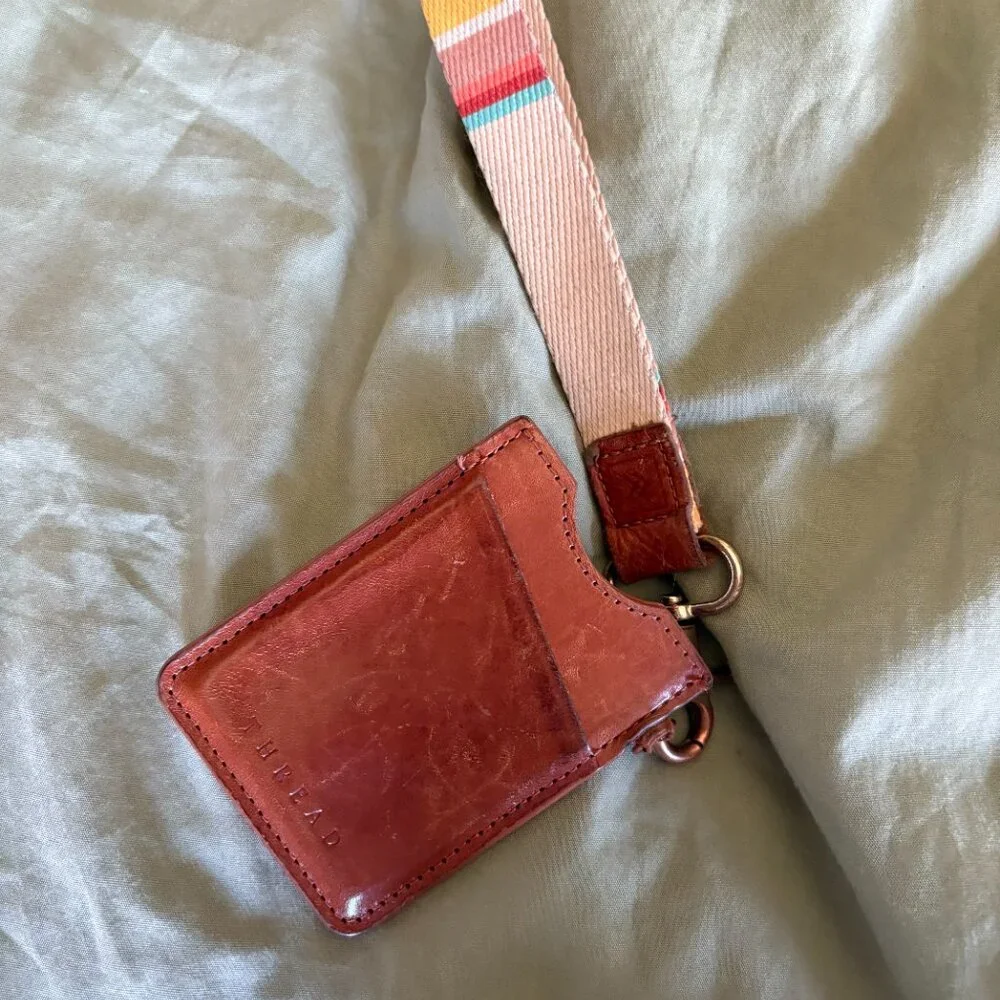 Thread Wallet - Picture 2 of 3